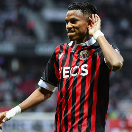 OGC Nice: Futuro de Hicham Boudaoui em Aberto