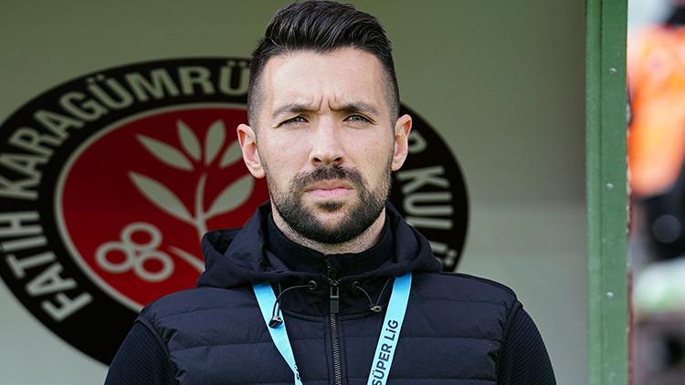 Preview Farioli acalma os ânimos, avalia reforços e explica a chegada de Luuk De Jong: “É um líder com uma mentalidade vencedora”