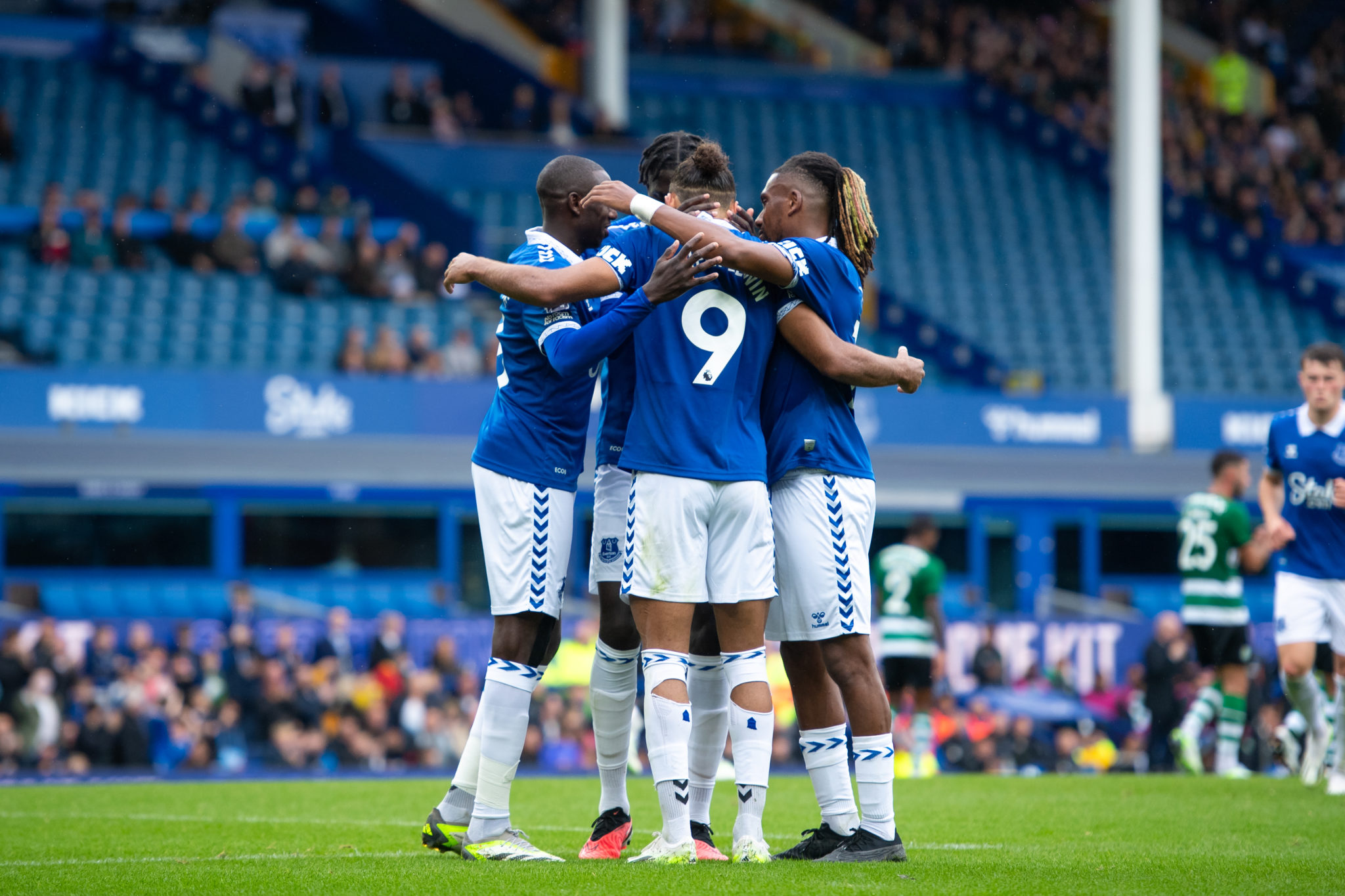 Preview Everton pondera oferta por “incrível” defesa da La Liga avaliado em £13M