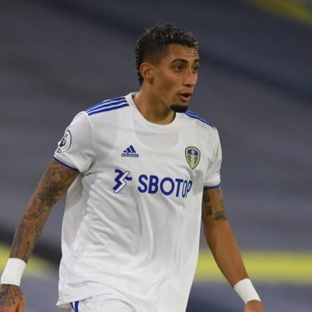 Leeds United e 49ers de Olho em Reforços Ofensivos: Uma Estrela de 60 Golos Similar a Firmino