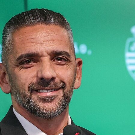 Rui Borges Comenta a Possível Titularidade de Suárez no Sporting