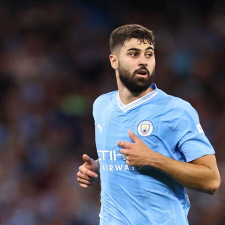 Man City Alvo de Médio Estrela ‘Incrível’ Disponível a Metade do Preço