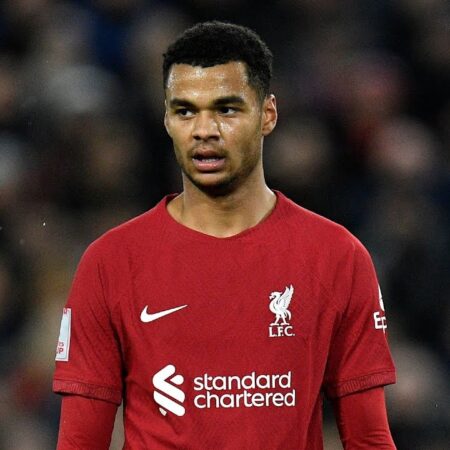 Liverpool: FSG Pondera Contratação Tardia de Extremo de £43M para Substituir Gakpo