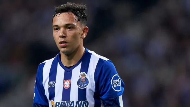 Preview Pepê Brilha no Início da Época: Confiança e Crescimento no FC Porto