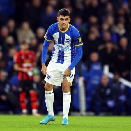 Brighton Trava Acordo de Facundo Buonanotte com o Lyon, Preferindo Empréstimo na Premier League