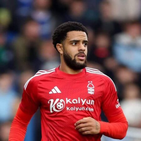 Andrew Omobamidele do Estrasburgo Lesiona-se Novamente no Tornozelo