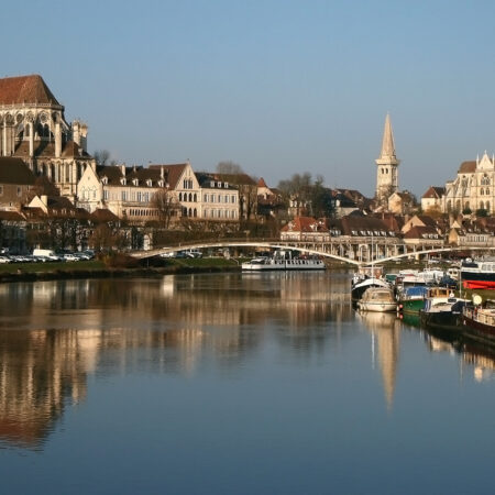 Auxerre Interessa-se por Sekou Mara do Estrasburgo para Reforçar Ataque