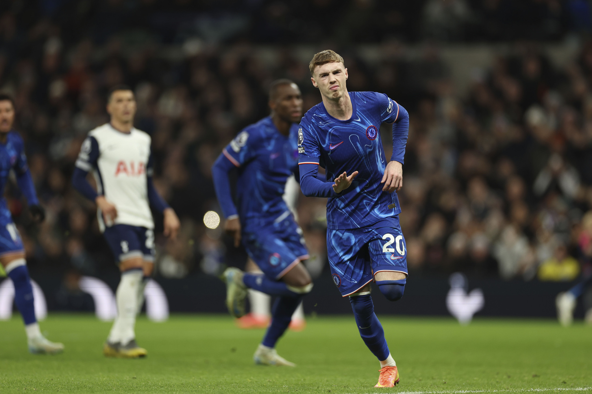 Preview Chelsea Garante Contratação de £40M por “Diamante” Após Tottenham Superar na Corrida por Simons