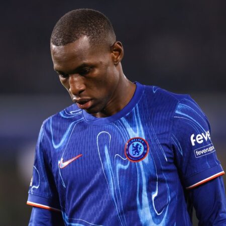 Chelsea em Contactos por Avançado “Poderoso” Enquanto o Futuro de Jackson É Incerto