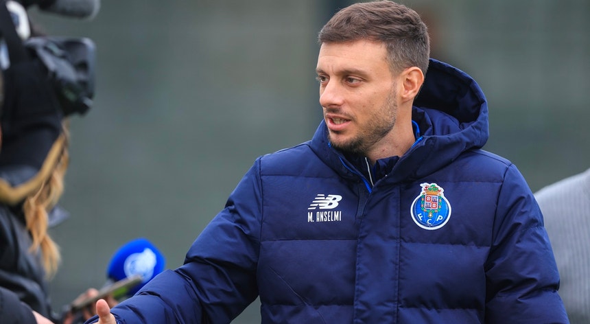 Preview Atlético-MG Negoceia Contratação do Treinador Martín Anselmi