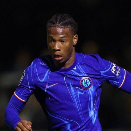 Ishé Samuels-Smith: O Regresso Surpreendente ao Chelsea e Empréstimo ao Swansea
