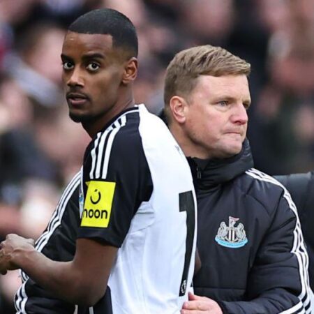 Tão Doloroso Quanto Isak: Howe Deve Arrepender-se de Vender um Talento “Fenomenal” do Newcastle