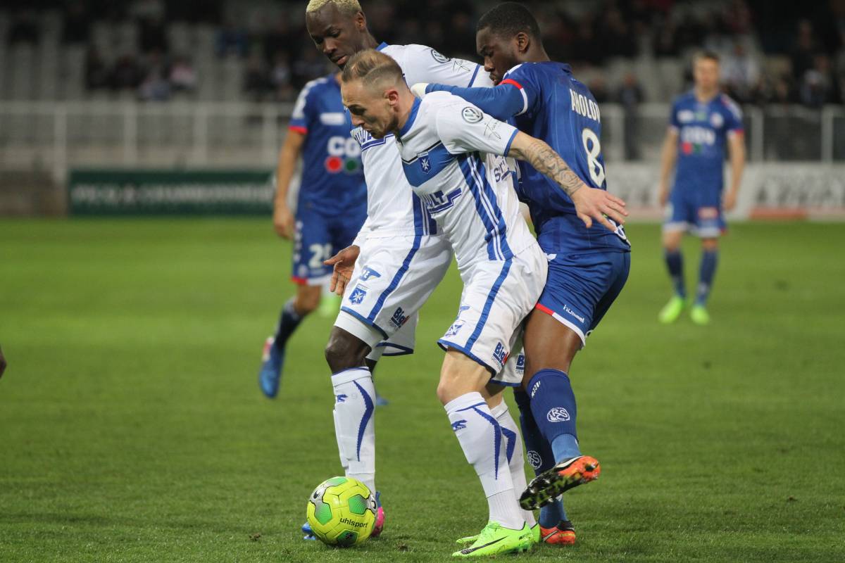 Preview Sékou Mara do Strasbourg Reforça Auxerre por Empréstimo