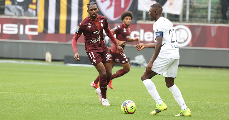 Preview FC Metz Reforça Defesa com a Chegada de Fado Ballo-Touré