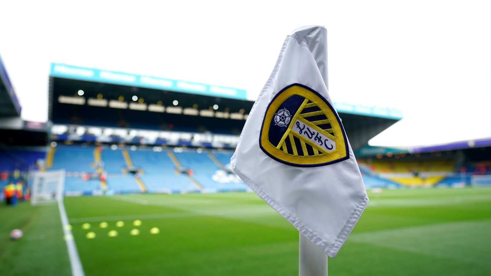 Preview Leeds United Cobiça Estrela “Impressionante” em Janeiro, Rivalizando com o Leverkusen