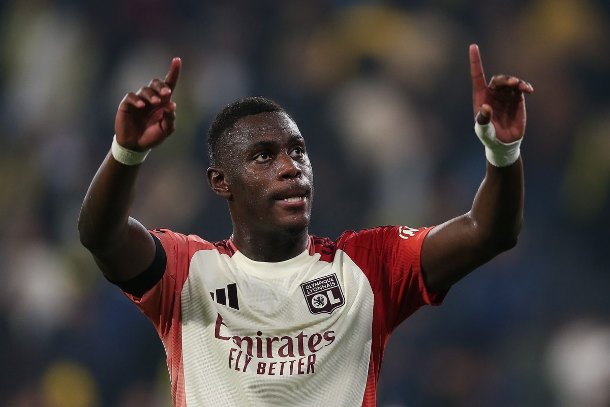 Preview Moussa Niakhaté do Lyon lesiona-se ao serviço da seleção