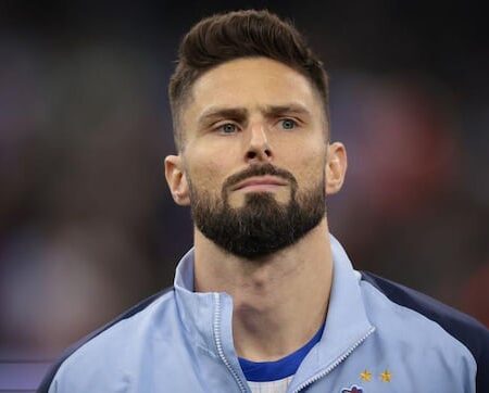 Olivier Giroud Declara Virgil van Dijk o Mais Difícil Defesa Que Já Enfrentou