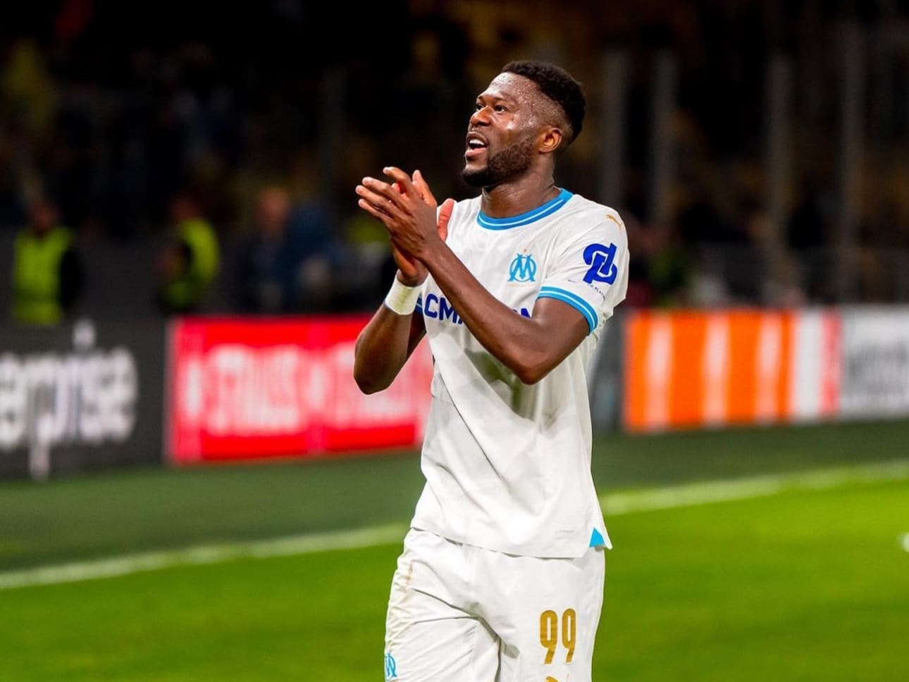 Preview Mbemba Apresenta Queixa Legal Contra o Marseille e Longoria por Assédio Moral