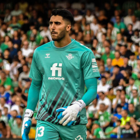 Onzes Iniciais Confirmados para Estoril-Sporting: Rui Silva Regressa