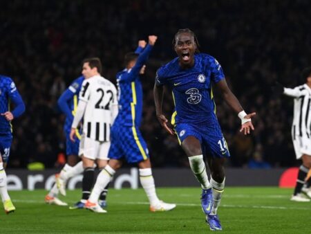 Chelsea manifesta interesse surpreendente em craque da Juventus de £35 milhões
