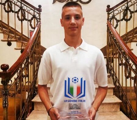 Camarda, o Jovem Prodígio de 17 Anos que Salvou o Lecce na Serie A: O Tabu de Vincenzo Italiano no Via del Mare Continua