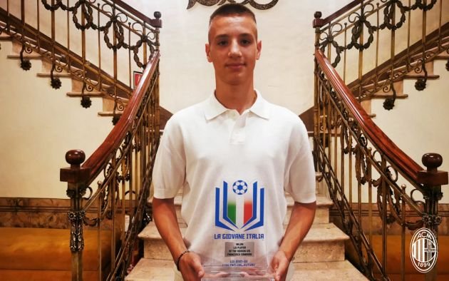 Preview Camarda, o Jovem Prodígio de 17 Anos que Salvou o Lecce na Serie A: O Tabu de Vincenzo Italiano no Via del Mare Continua