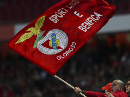 Benfica Penalizado em Mais de 17 Mil Euros por Incidentes com Adeptos