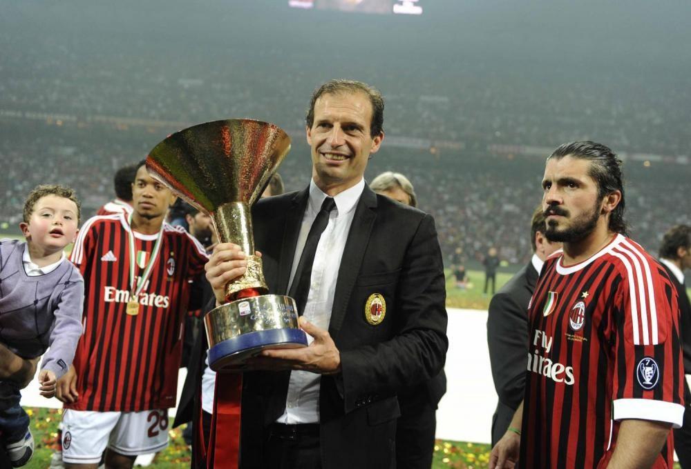 Preview Milan com Dez Homens, Conquista do Scudetto. Jogo e Sofrimento: A Obra-Prima de Allegri. Conte Perdeu a Oportunidade. A Substituição de De Bruyne é um Caso.