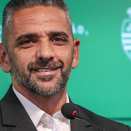 Rui Borges repreende jogadores do Sporting após vitória sofrida no Estoril