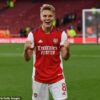 Martin Ødegaard Brilha na Vitória do Arsenal Frente ao Olympiacos, Silenciando Críticos