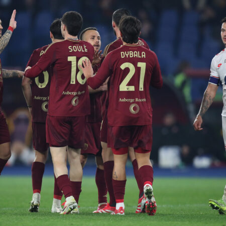 Inacreditável no Olímpico: Roma falha três penáltis seguidos! Duas vezes Dovbyk, uma Soulé