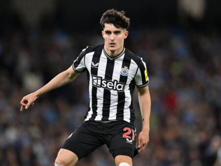 Lesão de Livramento: Os jogos que o jogador do Newcastle vai perder e a previsão de recuperação