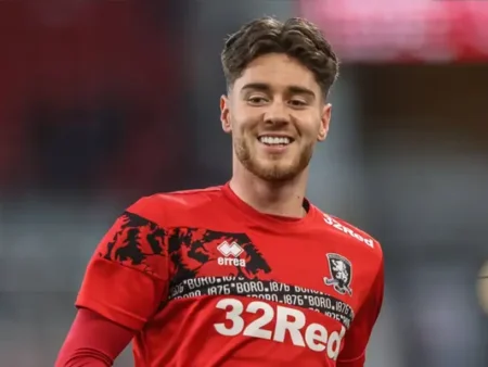 Manchester United na Frente pela Contratação do Talento Inglês “Excecional” Hayden Hackney, Cobiçado Pelos Spurs