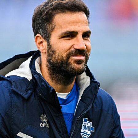 Como: Fabregas Suspenso, Diretor Desportivo Assume a Palavra