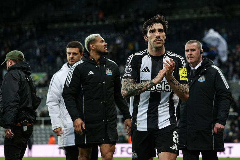 Preview Newcastle United: Saga de Transferências no Meio-Campo – Locatelli, Tonali e Juventus