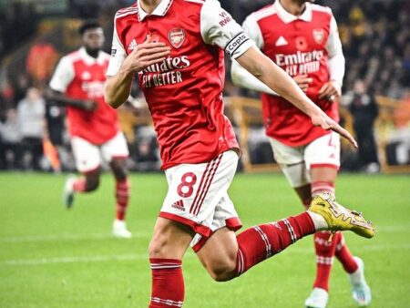 Arsenal pode suprir a baixa de Odegaard utilizando o seu “melhor atacante” num novo papel
