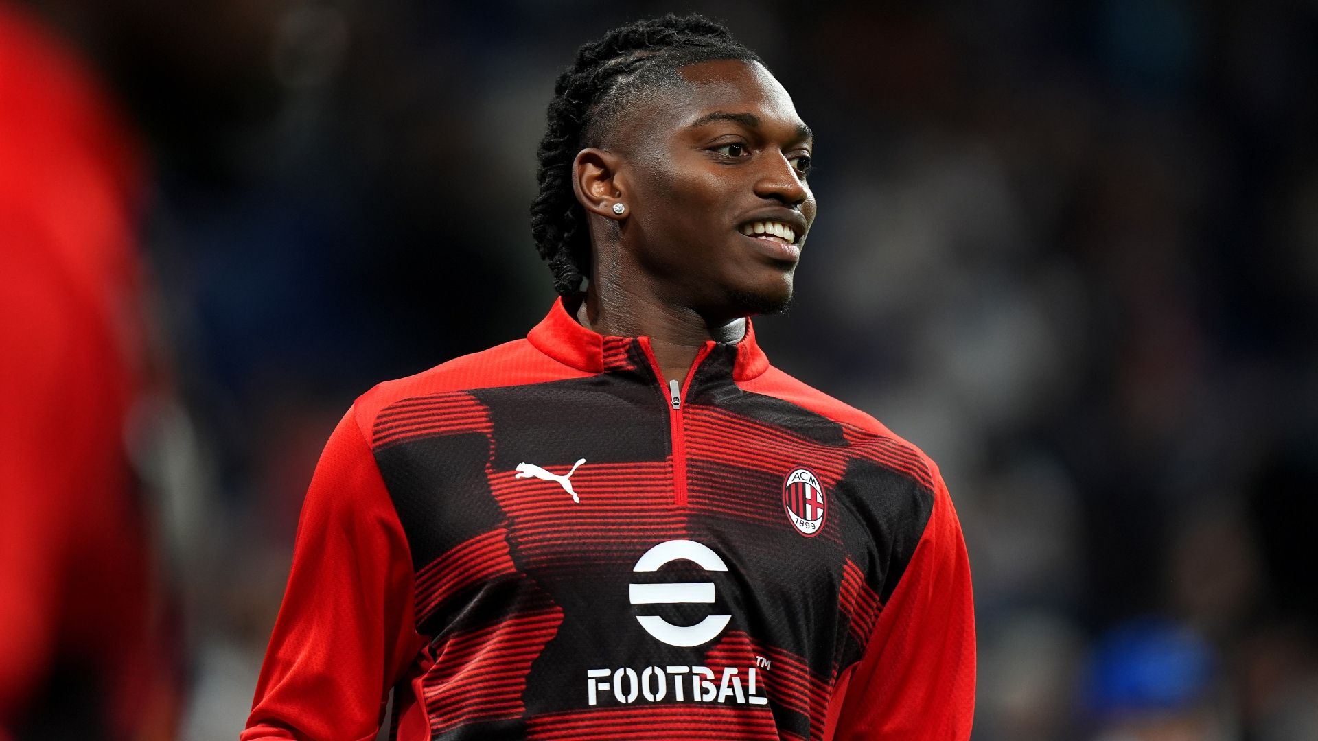 Preview O “Caso” Rafael Leão no Milan: Desafios com Allegri, Bancadas e o Seu Futuro