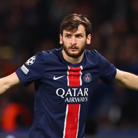Kvaratskhelia da Geórgia: “Graças ao PSG, voltei a 100%”