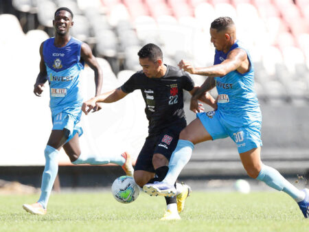 Sporting Goleia Oriental por 5-1 em Jogo-Treino