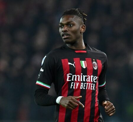 Rafael Leão Abandona Cedo o Estágio de Portugal: Decisão Conjunta com o Milan