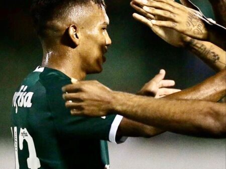 Filho de Ex-Palmeirense Conquista Destaque em Portugal