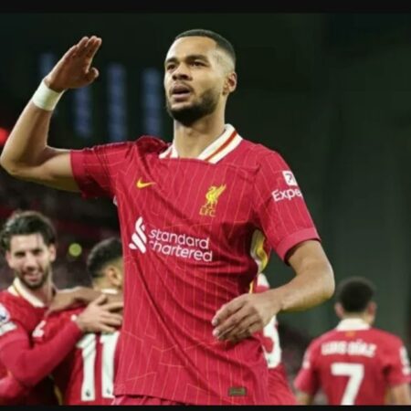 Liverpool tem interesse “vivo” em avançado de 65 milhões de libras, considerado “melhor que Gakpo”