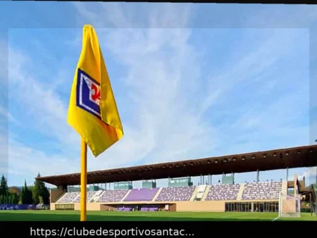 Fiorentina reabre o Viola Park para torcedores em treino aberto