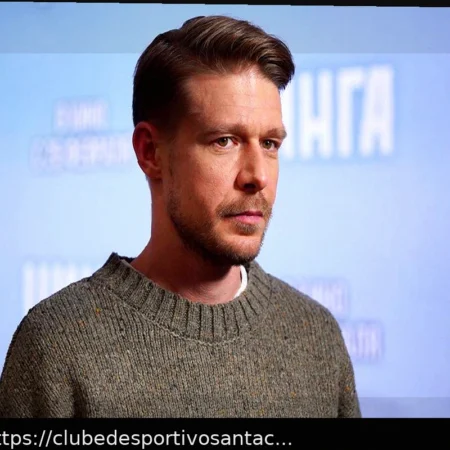 «Peça Desafiadora»: Nikita Efremov fala sobre o retorno de seu pai ao palco