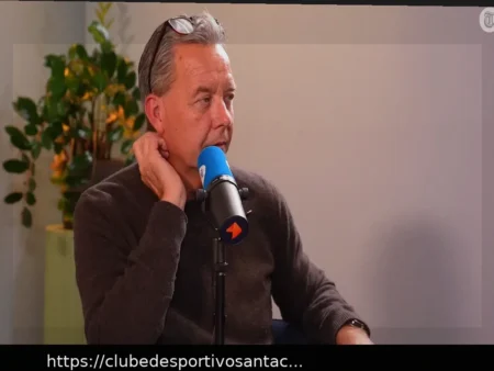 Driessen: Robin van Persie Injustamente Prejudicado, Tempestade Midiática Sem Fundamento