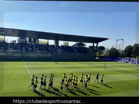 Fiorentina no Viola Park: Recepção Calorosa no Treino Aberto, a Gazzetta está Otimista com a Média de Pontos