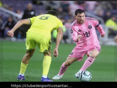 Lionel Messi marca o 900º gol de sua carreira
