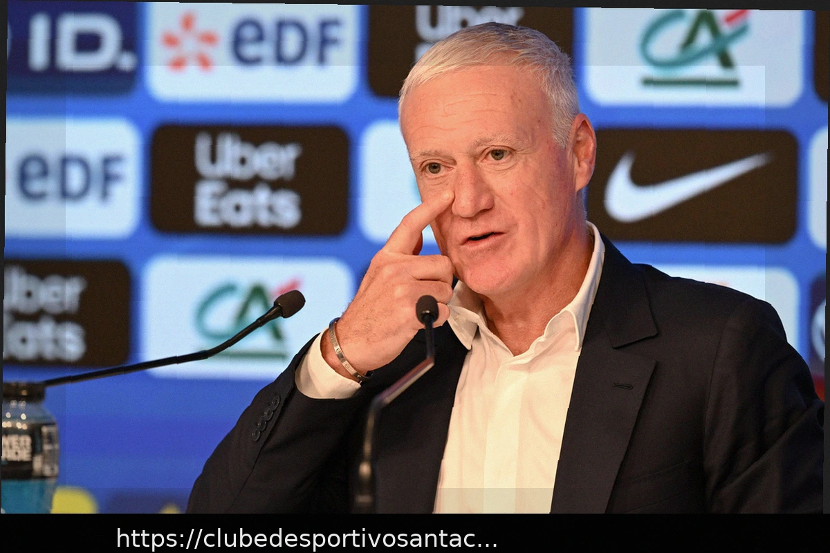Preview Deschamps Tenta Conter a Emoção e Recebe Aplausos em Coletiva de Imprensa