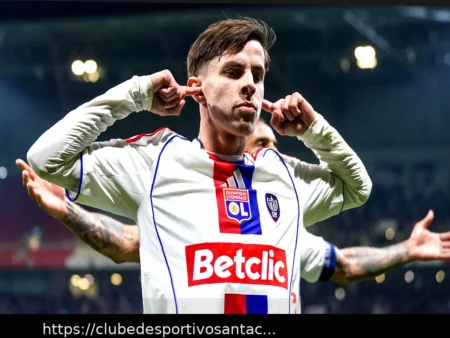 Lyon-Paris FC: Recordes de Precocidade, 29 de Fevereiro, Diploma no Bolso… Quem é Rémi Himbert, a Nova Joia do OL?