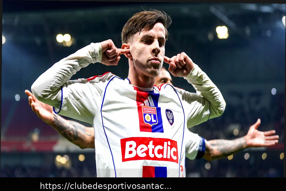 Preview Lyon-Paris FC: Recordes de Precocidade, 29 de Fevereiro, Diploma no Bolso… Quem é Rémi Himbert, a Nova Joia do OL?